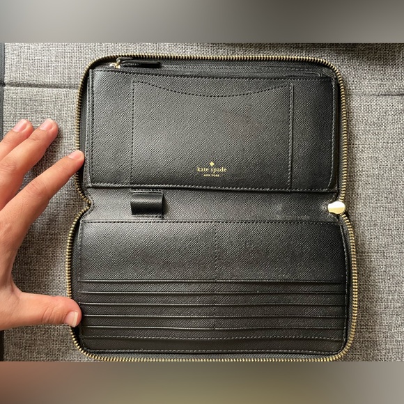 Kate Spade Kaden Black Nylon Travel Wallet - Picture 3 of 5
